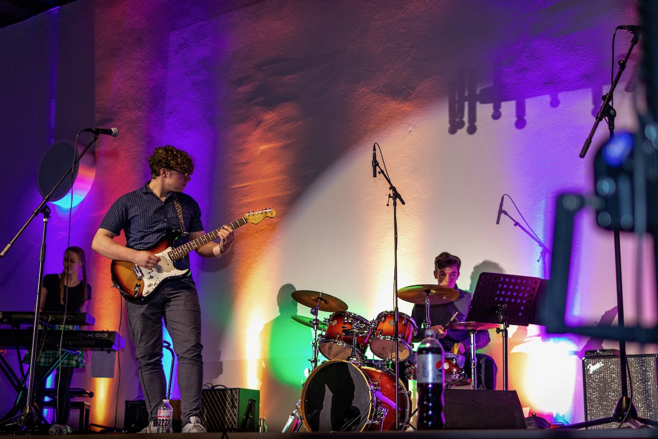 images/Bilder_RSG_HP/Fotos/2023-04-06_RSG_Band_Friends/rsgband-and-friends-02.jpg#joomlaImage://local-images/Bilder_RSG_HP/Fotos/2023-04-06_RSG_Band_Friends/rsgband-and-friends-02.jpg?width=1280&height=854