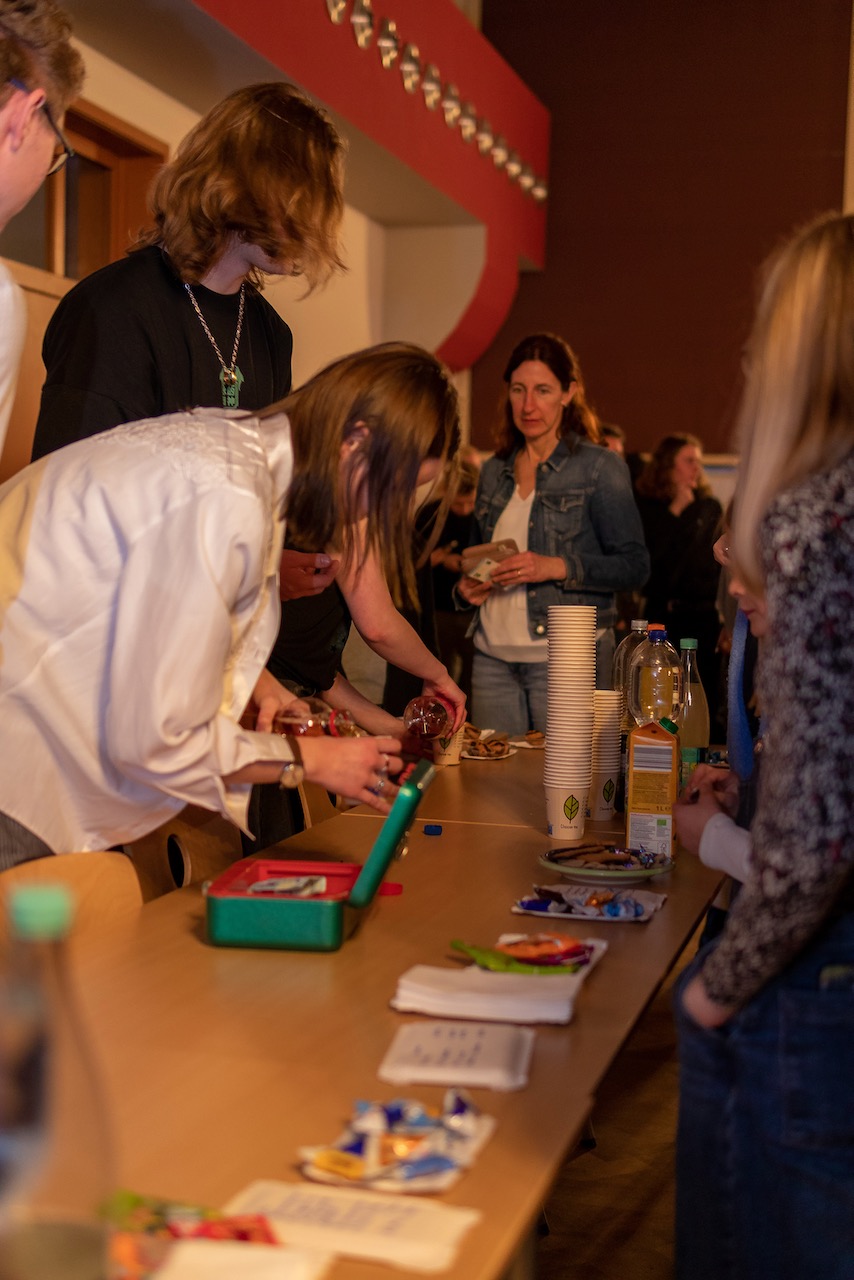 images/Bilder_RSG_HP/Fotos/2023-04-06_RSG_Band_Friends/rsgband-and-friends-22.jpg#joomlaImage://local-images/Bilder_RSG_HP/Fotos/2023-04-06_RSG_Band_Friends/rsgband-and-friends-22.jpg?width=854&height=1280