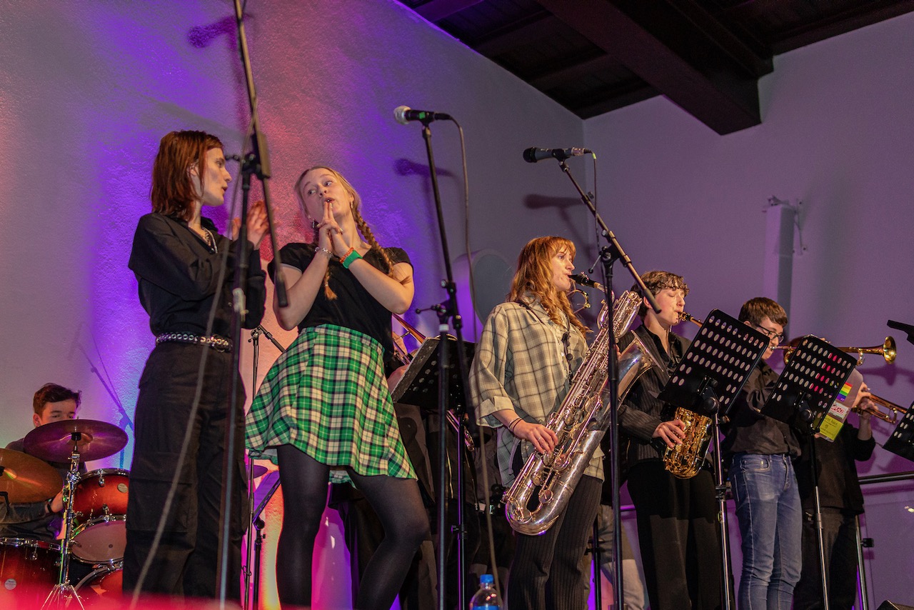 images/Bilder_RSG_HP/Fotos/2023-04-06_RSG_Band_Friends/rsgband-and-friends-28.jpg#joomlaImage://local-images/Bilder_RSG_HP/Fotos/2023-04-06_RSG_Band_Friends/rsgband-and-friends-28.jpg?width=1280&height=854