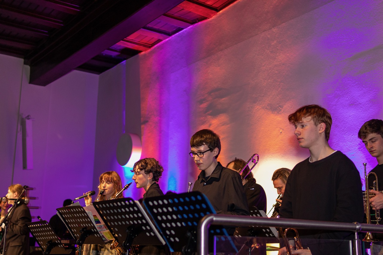 images/Bilder_RSG_HP/Fotos/2023-04-06_RSG_Band_Friends/rsgband-and-friends-30.jpg#joomlaImage://local-images/Bilder_RSG_HP/Fotos/2023-04-06_RSG_Band_Friends/rsgband-and-friends-30.jpg?width=1280&height=854