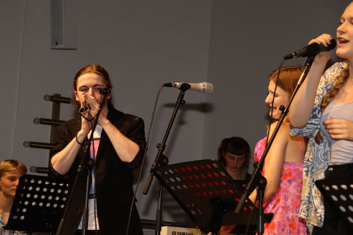 images/Struktur/Rueckblicke/2022-06-30-Sommerkonzert/img_0428-1.jpg