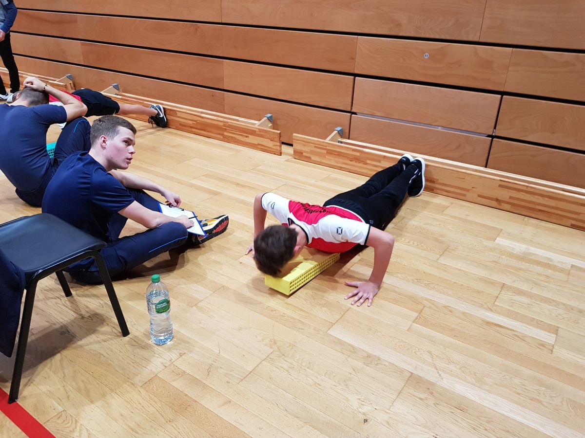 images/Struktur/Rueckblicke/2019.11.13_Sparkassen_Fitness/2019-11-13-112756.jpg